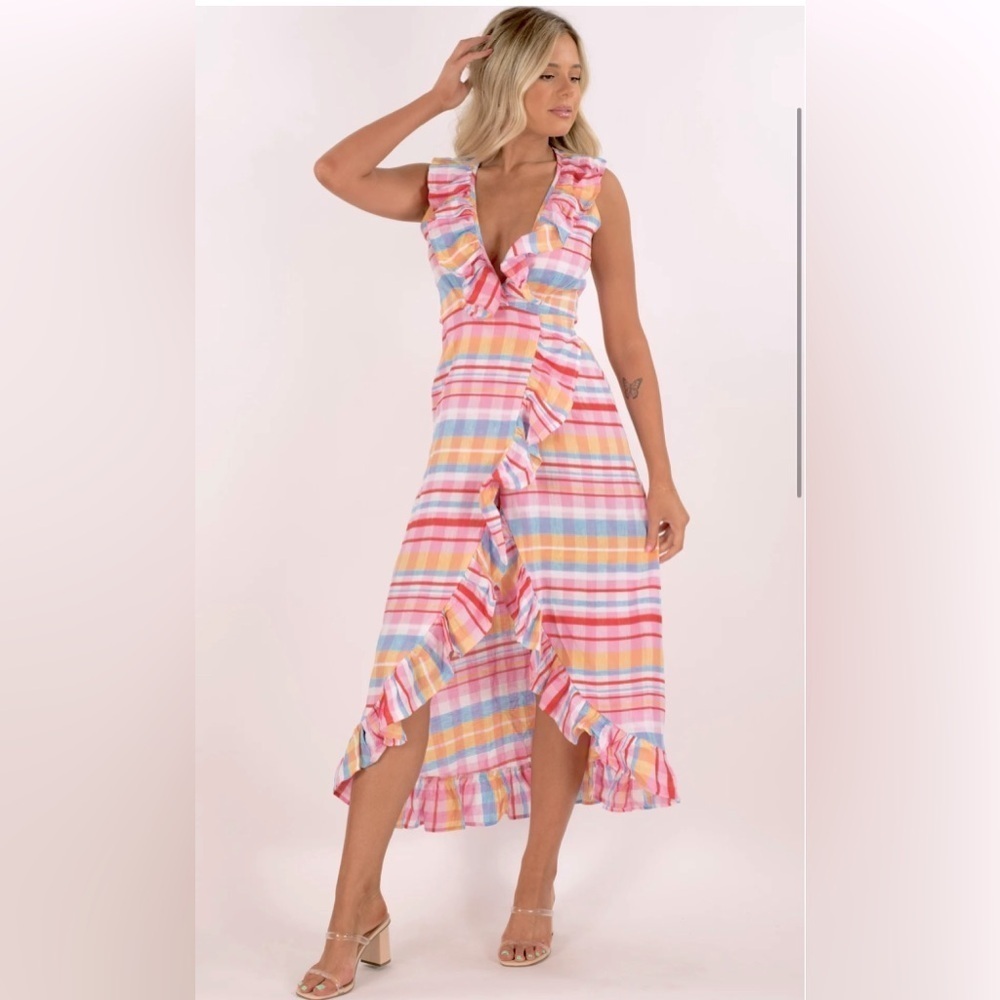 NWT Never A Wallflower ruffle wrap dress. Size Medium